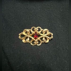 COPY - Vintage 14K gold and Garnet Brooch